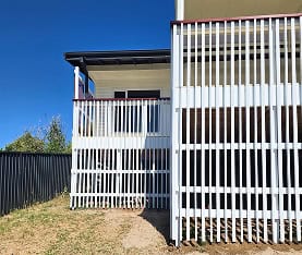 Composite Screening In Facade Of Vintage Property